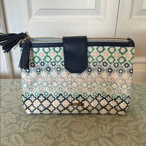 Elegant Navy and Green Geometric Cosmetic Bag